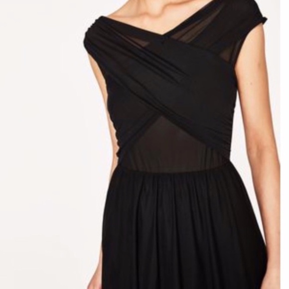 Zara Tops - Zara Sheet Draped Knit Top